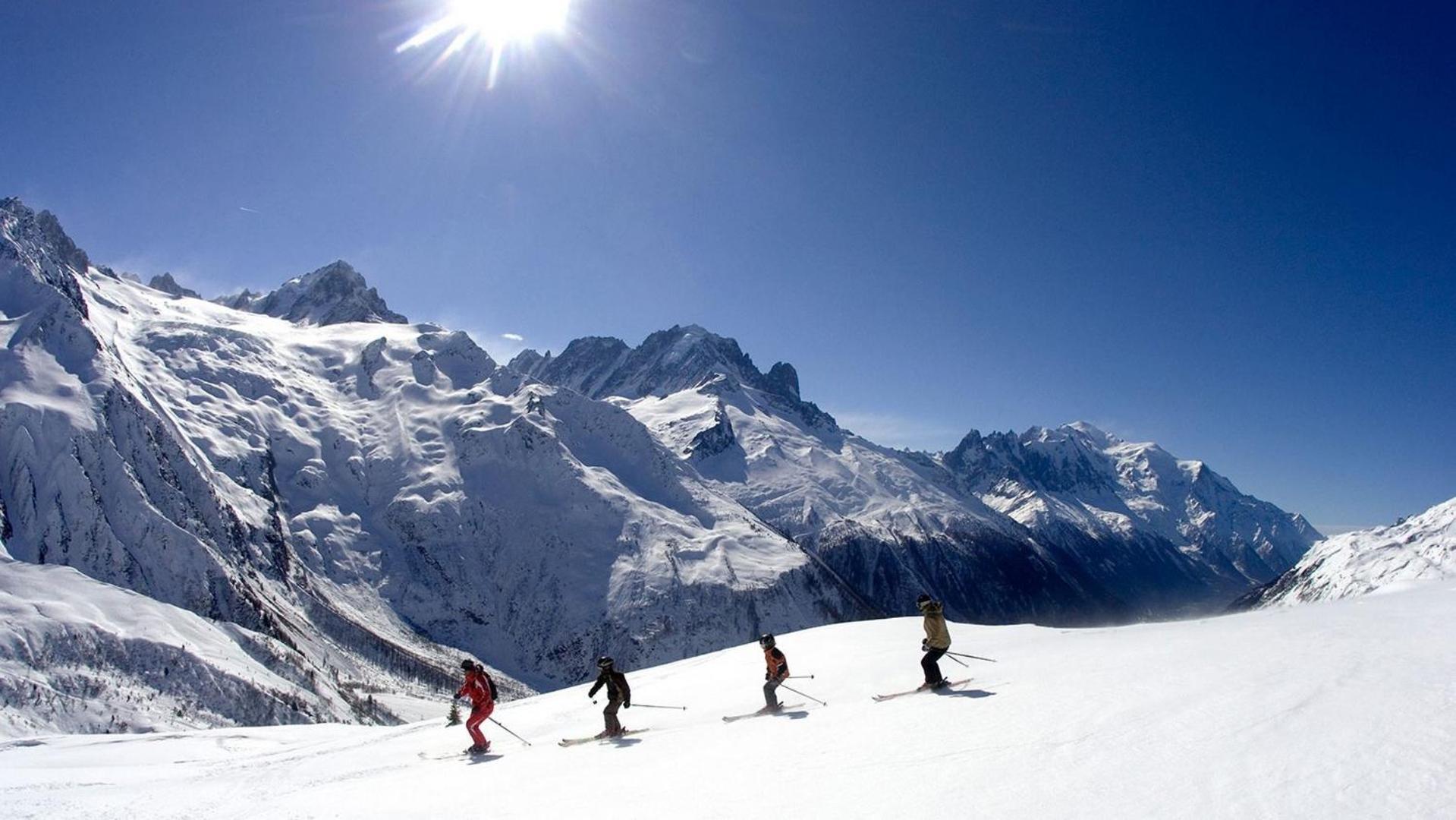 Apartamento Chamois Blanc Terrasse - A Chamonix Haven Near Aiguille Du Midi Exterior foto